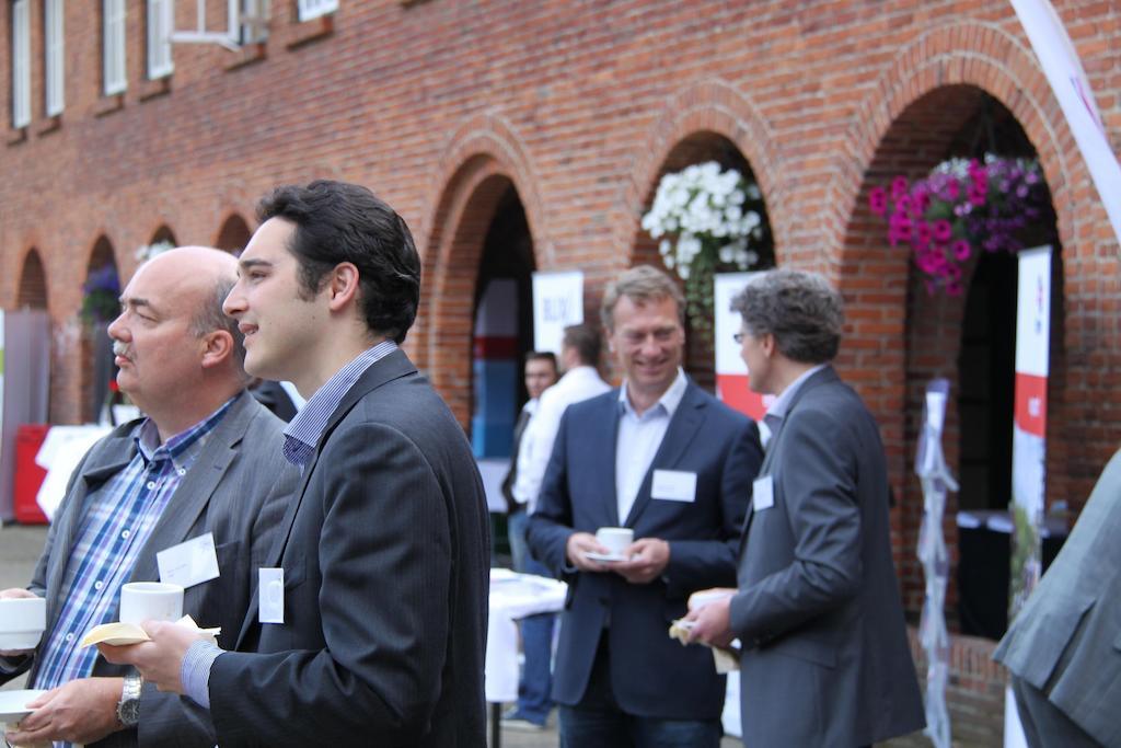 Hotel De Volksabdij Ossendrecht Bagian luar foto